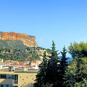 Apartment La Cigale Du Port France